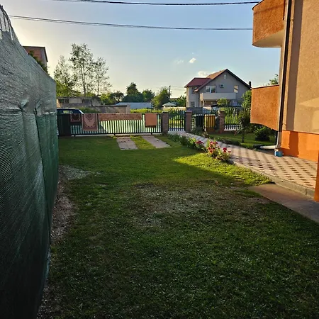 Vila Ilidza فله مع حديقة *